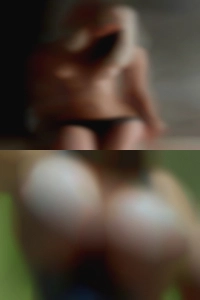East sexy girls naked pussy.